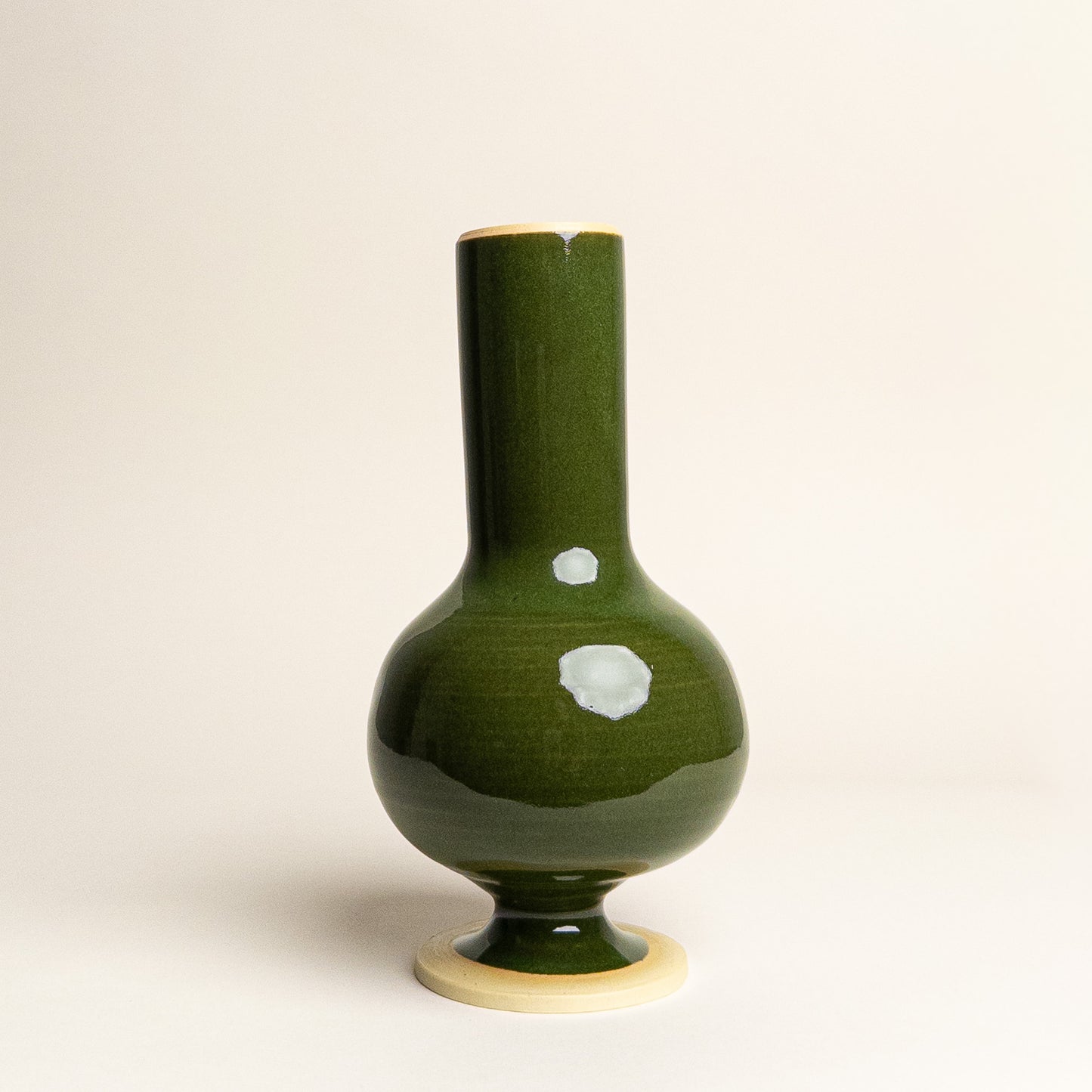Swung Vase